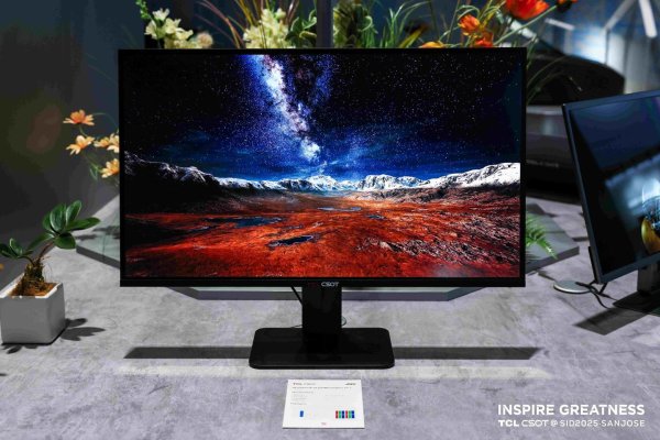 聚财略 消息称已有部分显示器品牌对 TCL 华星 OLED 面板展开样机测试